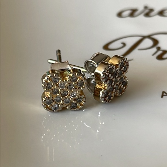Vintage - Silver Toned 6.7mm CZ Pave Clover Earrings - Picture 4 of 9